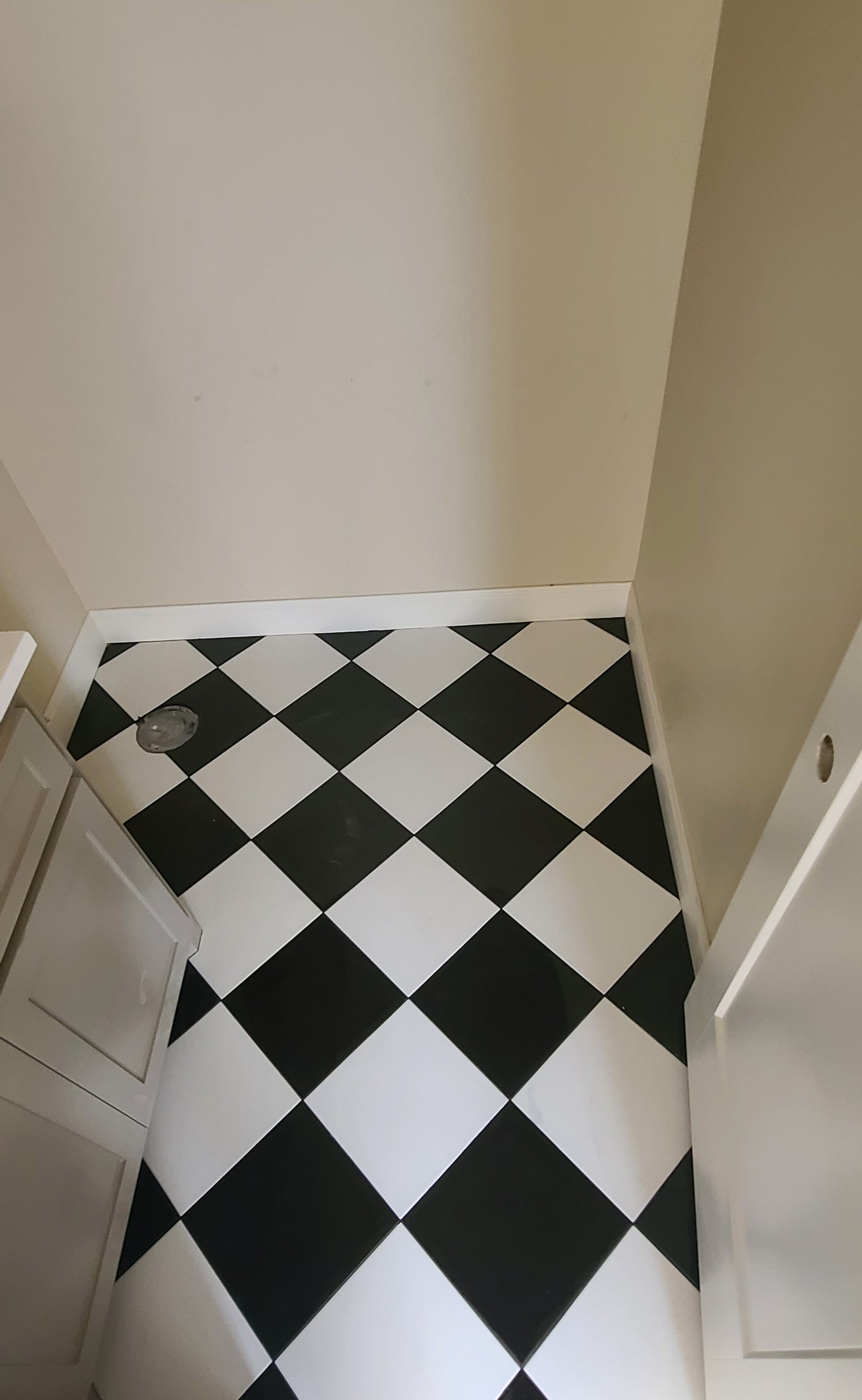 Apartment 6